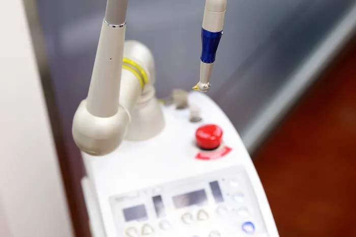 歯科用レーザー 歯科用レーザー